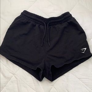 Throw On Shorts - Gymshark
